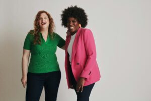 Read more about the article Stop Serving Everyone: How Authorpreneurs Build Profitable Businesses Through Niching (In 30 Days)